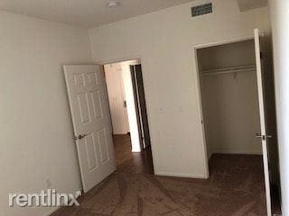 Building Photo - 2 br, 1 bath Apartment - 18151 Beach Blvd