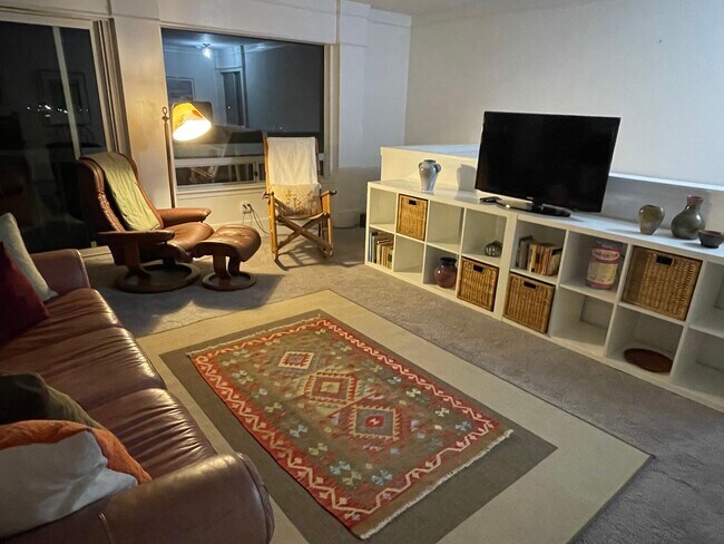 Foto del edificio - 547 Dawson St