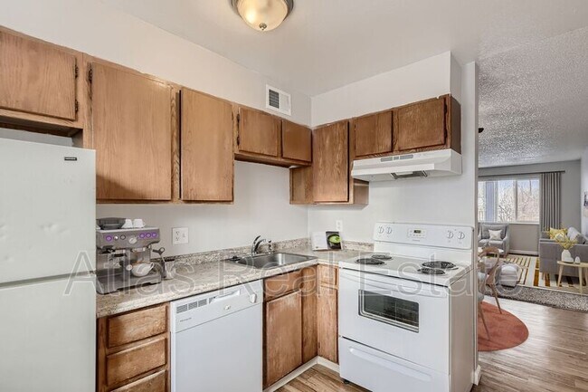 Building Photo - 1975 S Decatur St