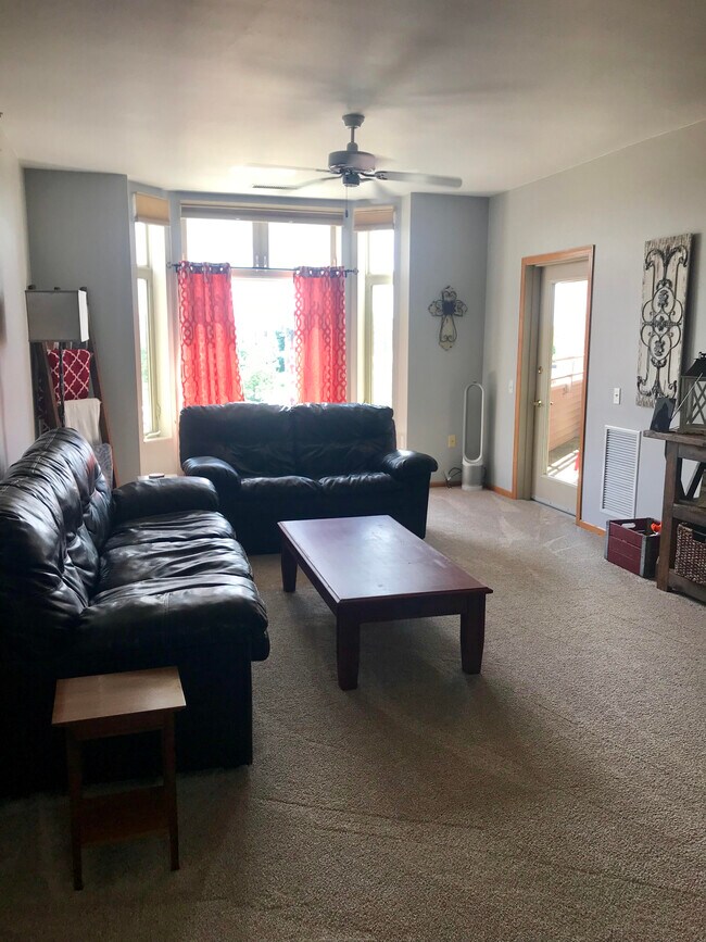 Foto del edificio - 301 Harbour Town Dr