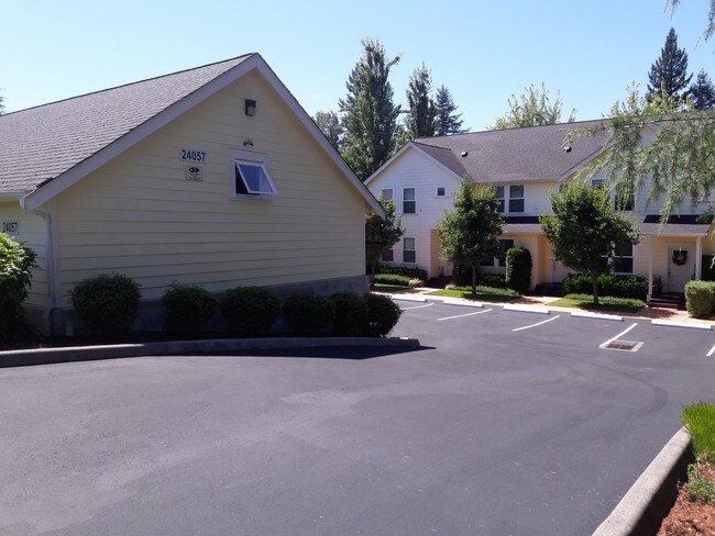 24057 Witte Rd SE, Maple Valley, WA 98038 Apartments