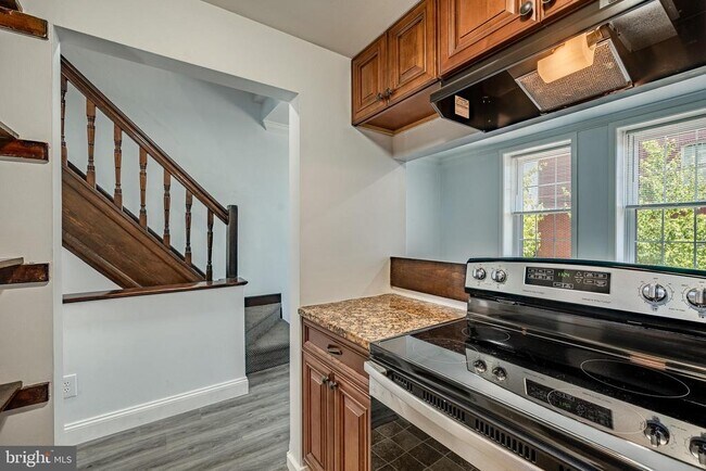 Foto del edificio - 672 N 19th St