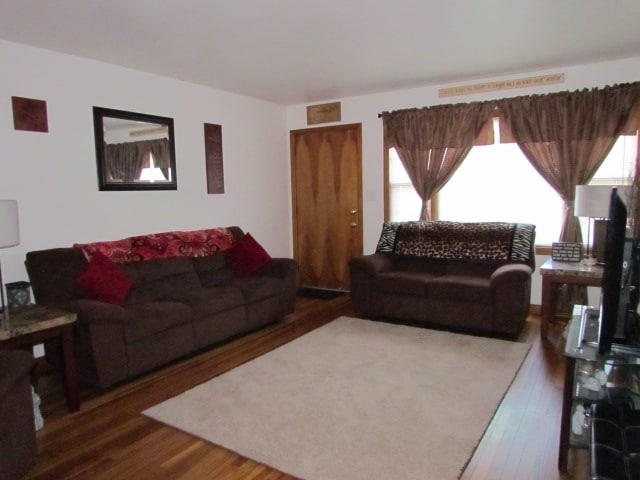 Building Photo - 1205 W Bloomington Rd