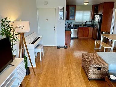 Foto del edificio - "Charming 1-Bedroom Sanctuary in San Francisco's Vibrant Heart - 600 Sq Ft of Cozy Comfort!"