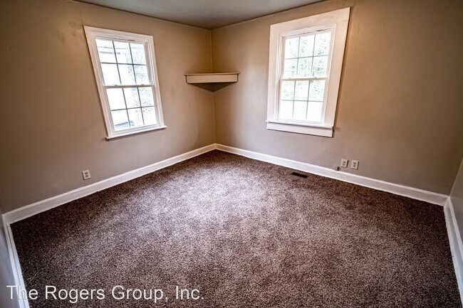 Foto del edificio - 2 br, 1 bath House - 516 Clark St.