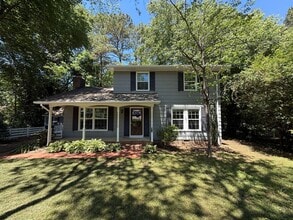 Building Photo - 808 Buckle Ct