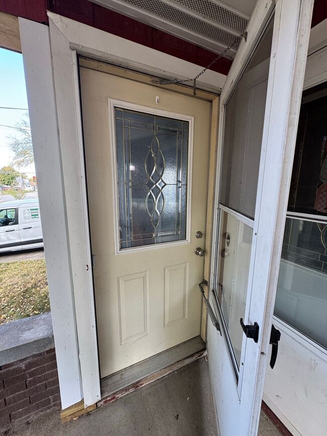 Foto del edificio - 2 Bedroom 1 Bathroom Duplex in Beloit, WI