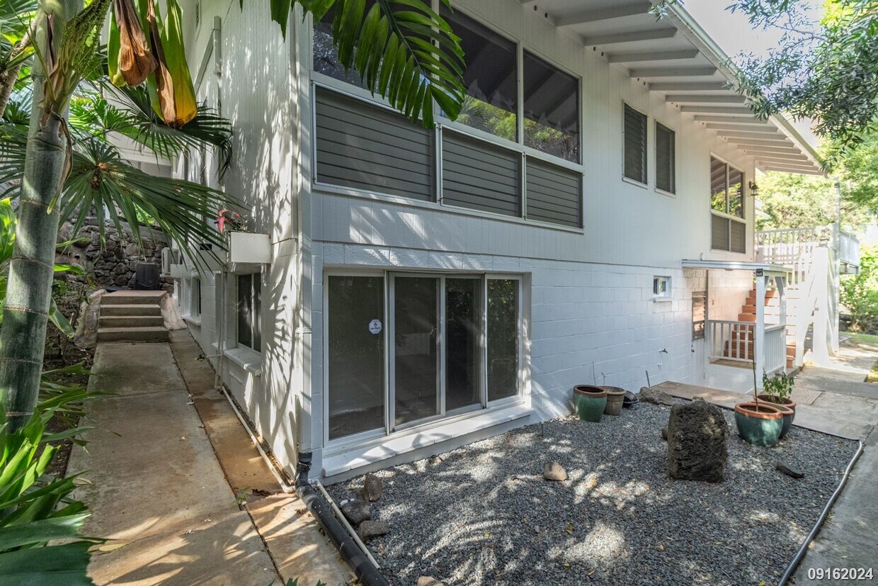 Foto principal - 1555 Kalaniiki St