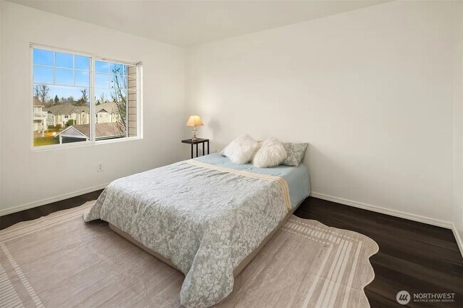 Foto del edificio - 710 240th Way SE