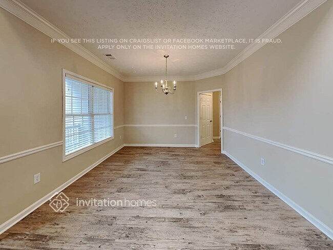 Foto del edificio - 633 Country Grove Ln NE