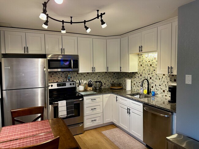 Foto del edificio - 5303 Mountain Rd