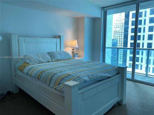 Foto del edificio - 500 Brickell Ave