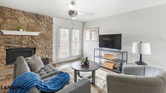 Foto del edificio - 1408 Teasley Ln