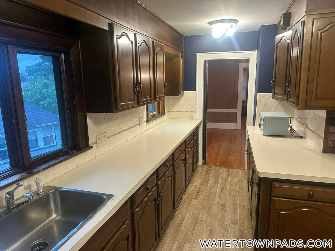 Foto principal - 93 Hillside Rd