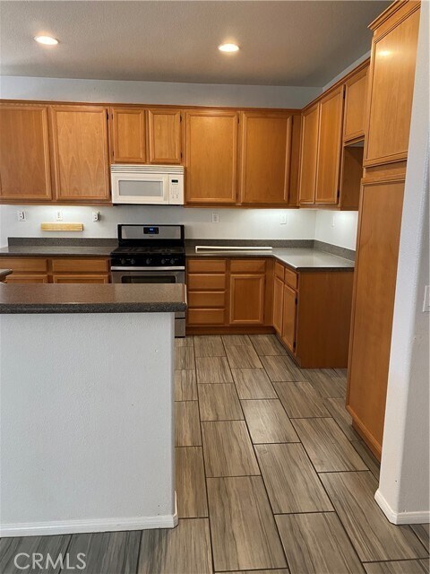 Foto del edificio - 10927 Ragsdale Rd