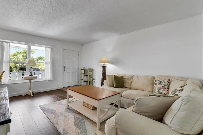 Foto del edificio - 2929 SE Ocean Blvd