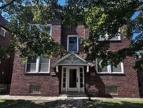 Building Photo - 4051 Giles Ave