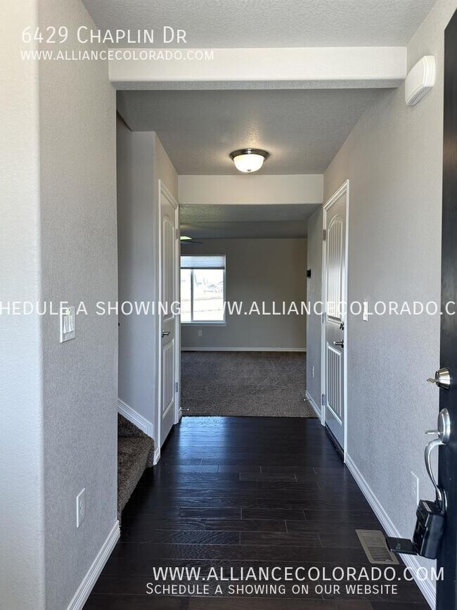 Building Photo - 6429 Chaplin Dr