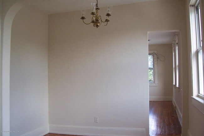 Foto del edificio - 579 Overton Pl