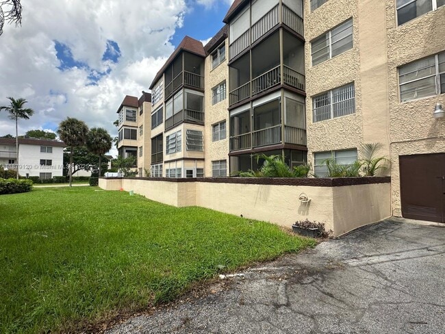 Building Photo - 7300 NW 17th St