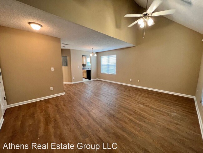 Building Photo - 3 br, 3 bath House - 212 Fern Ridge Court