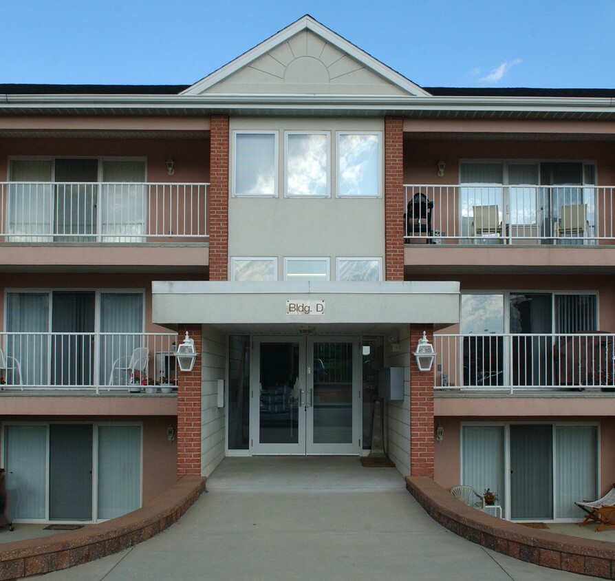 Primary Photo - Building D