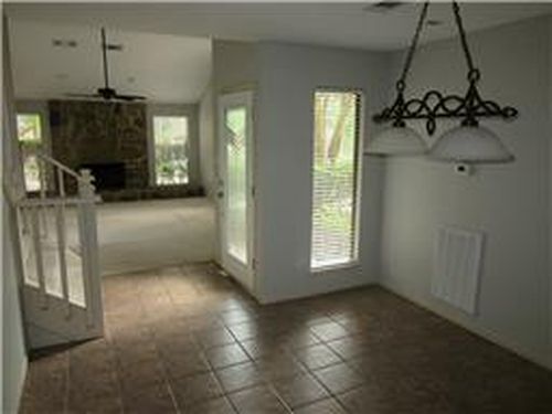 Building Photo - 3402 Wildwood Ridge Ct