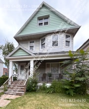 Building Photo - 192 Grote St