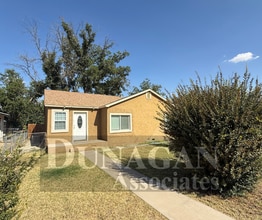 Building Photo - 710 N Guadalupe St