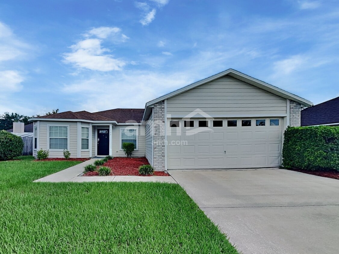 Foto principal - 3080 Golden Pond Blvd