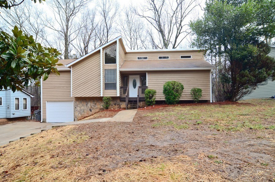 Foto principal - 6601 Valley Hill Dr SW