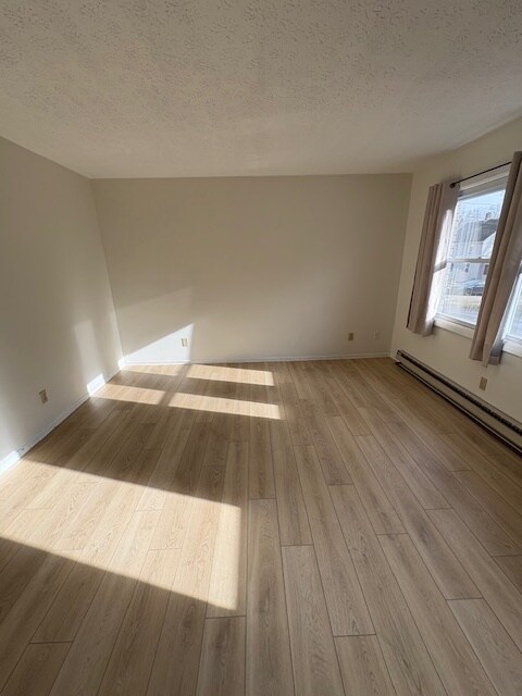 Foto del edificio - 232 Lindale Ave