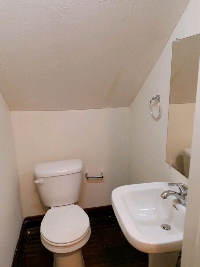 Foto del edificio - 308-312 N Washington Street