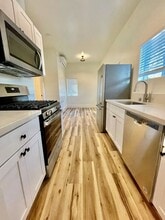 Building Photo - 936 Camino Del Sur