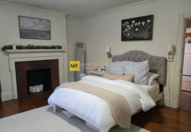 Foto del edificio - 905 Beacon St