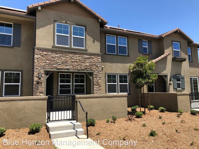 3 br, 2.5 bath House - 48 Rip Curl Place photo'