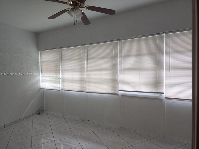 Foto del edificio - 4191 NW 41st St