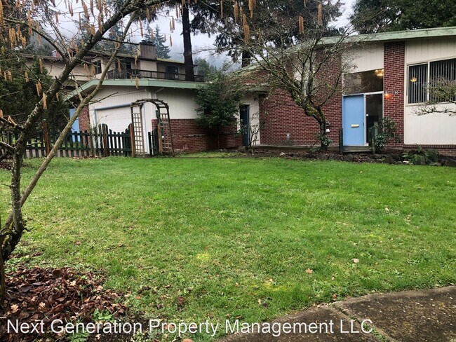 Building Photo - 4 br, 2 bath House - 1180 E. 37th Ave.