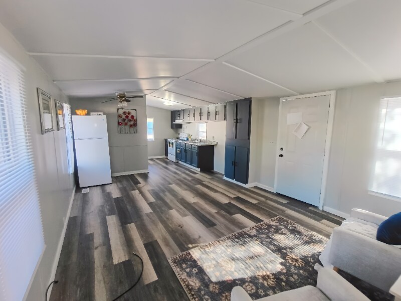 Foto principal - 63 Deerwood Park