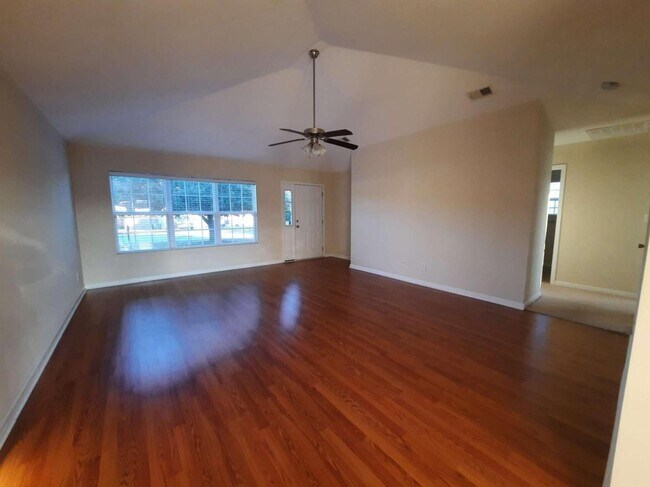 Building Photo - 9050 Whispering Pines Blvd