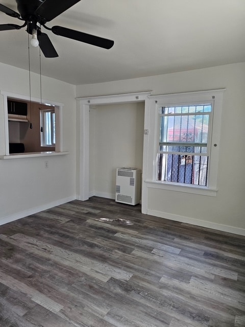 Primary Photo - 830 E 20th St
