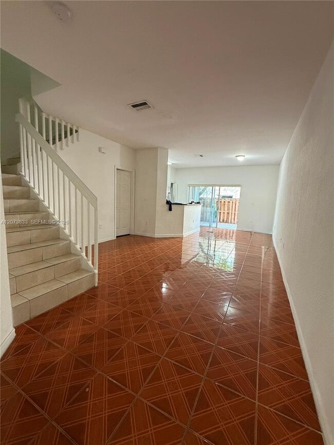 Building Photo - 8245 NW 108th Ave