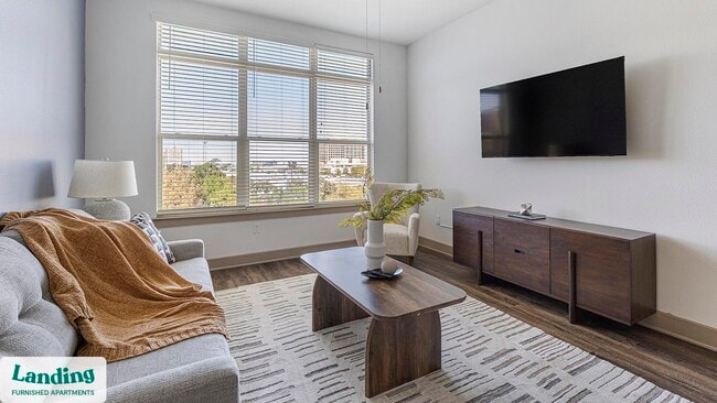 Foto del edificio - 5005 Galleria Dr