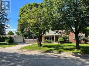 Building Photo - 6 Kirkton Ct