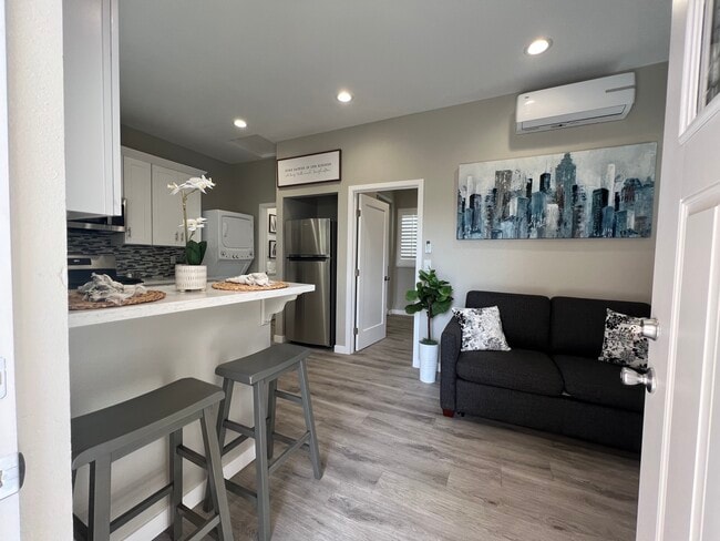 Building Photo - 11023 Bullis Rd