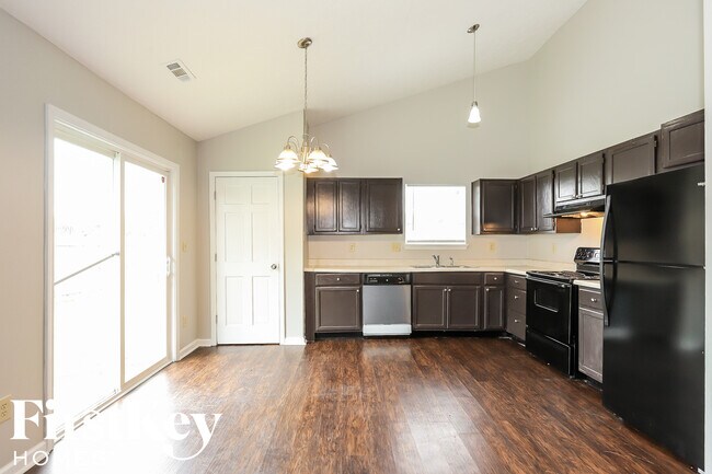 Foto del edificio - 3809 Bonn Blvd