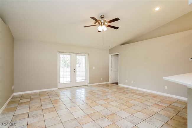 Foto del edificio - 8434 Blackberry Rd