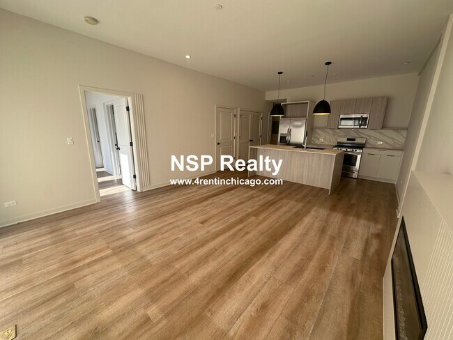 Foto del edificio - 3207 N Narragansett Ave