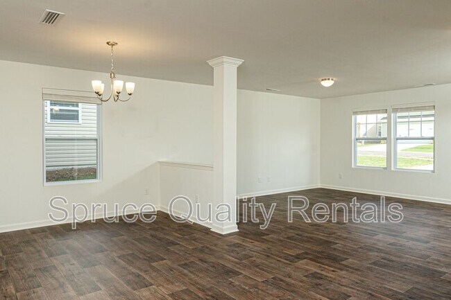 Building Photo - 592 Freeport Ct