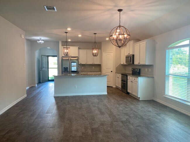 Foto del edificio - 4 BEDROOM PLUS AN OFFICE, BELTON ISD